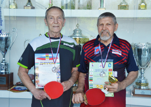 ОРЕНБУРЖЕЦ - ЧЕМПИОН РОССИИ СРЕДИ ВЕТЕРАНОВ