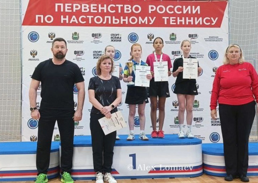 Воспитанница спортшколы «Факел-Газпром» Анна Лежнева стала бронзовым призером первенства России среди игроков до 12 лет