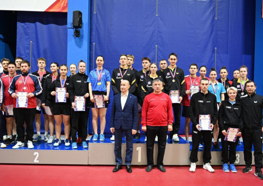 В Центре настольного тенниса наградили победителей и призеров чемпионата ПФО