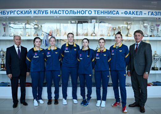 Олег Николаев встретился с игроками клуба «Факел-Газпром» перед первым туром нового сезона Премьер-лиги