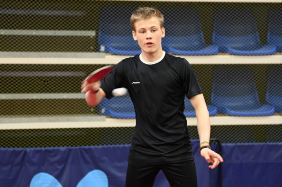 038-8lrrHjo5uiQ.jpg